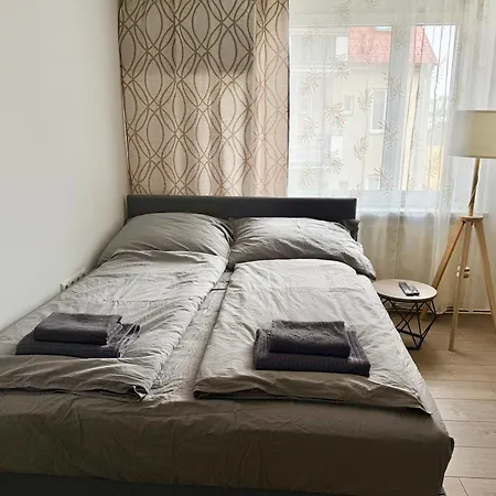 Cosy Near Airport & Train Schwechat