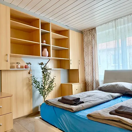 Cosy Near Airport & Train * Schwechat