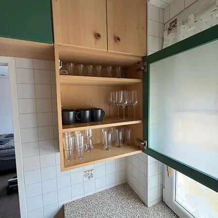 Apartamento Cosy Near Airport & Train